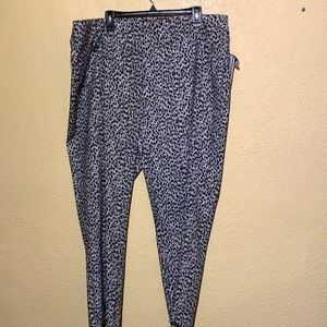Premise Woman Stretch Pants NWT 3X Bengaline Print Black White Tummy Control